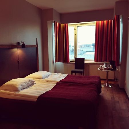 Haminan Seurahuone Hotel Ngoại thất bức ảnh