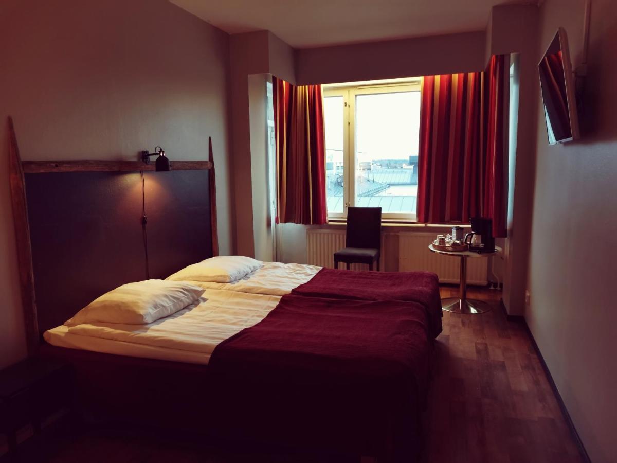 Haminan Seurahuone Hotel Ngoại thất bức ảnh